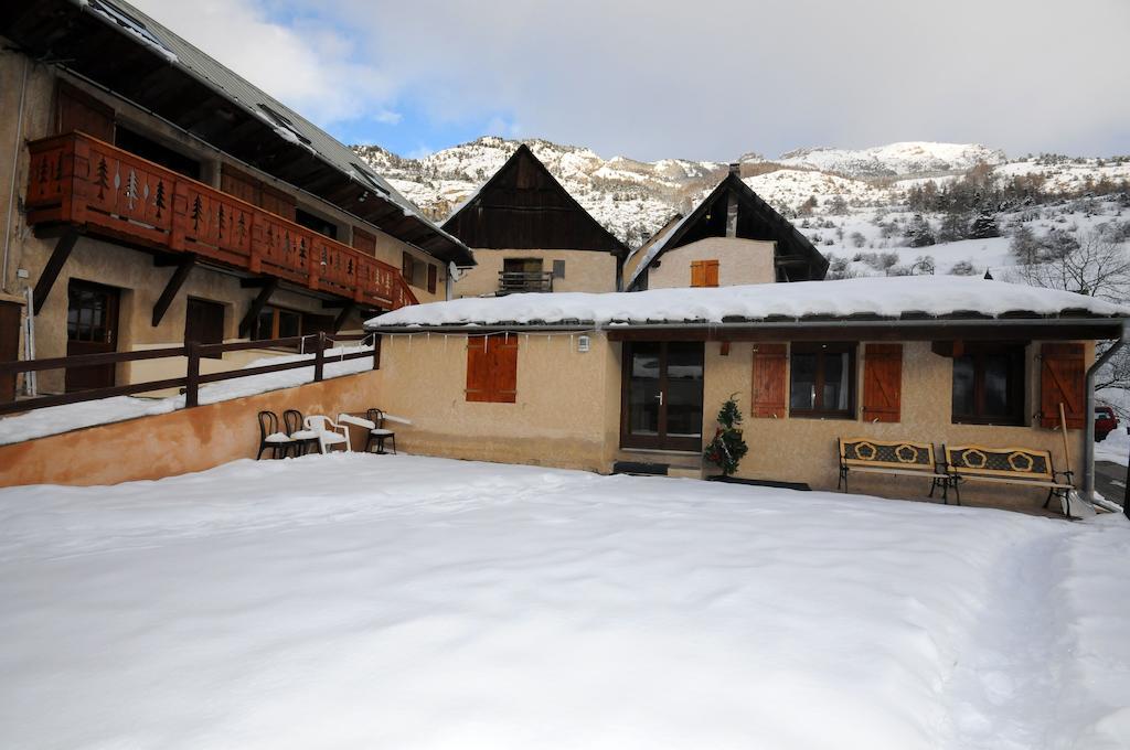 - La Mouree Holiday home Vars (Hautes-Alpes)